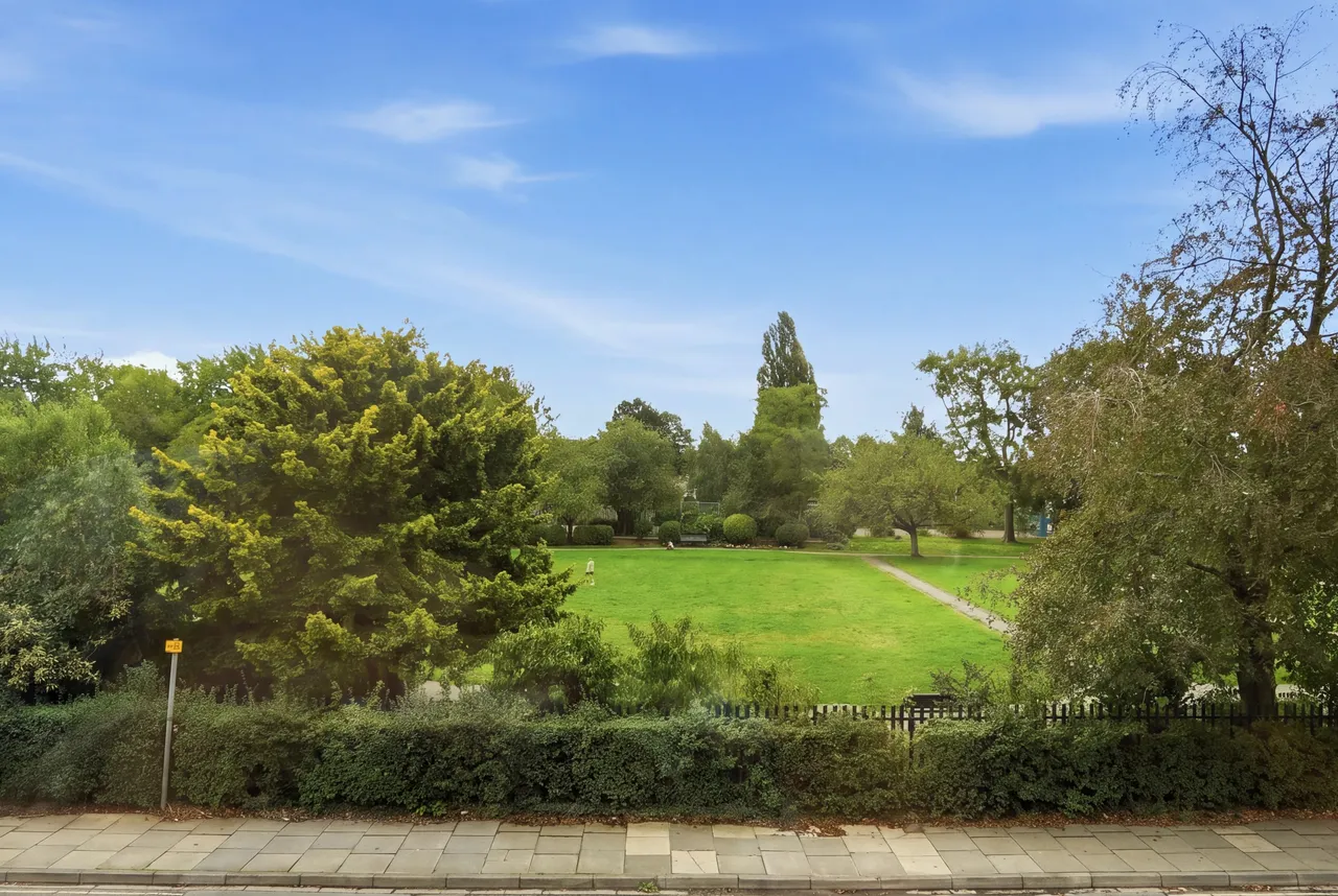 East Parade, York, YO31, photo 18