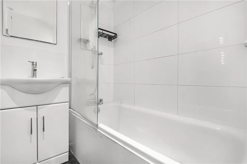 Effra Road, London, SW2, photo 11