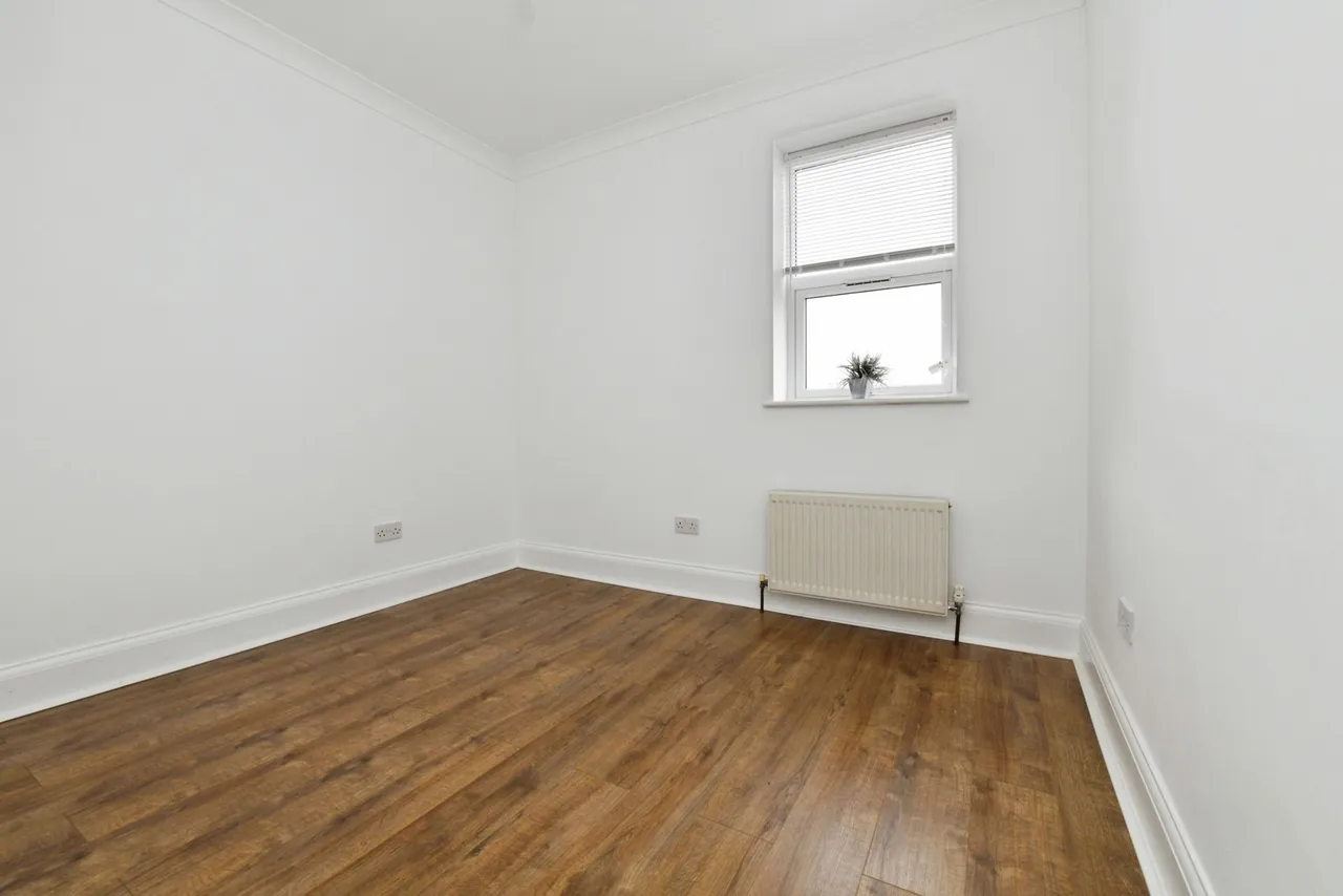 St. Anns Road, Southend-on-Sea, Essex, SS2, photo 8
