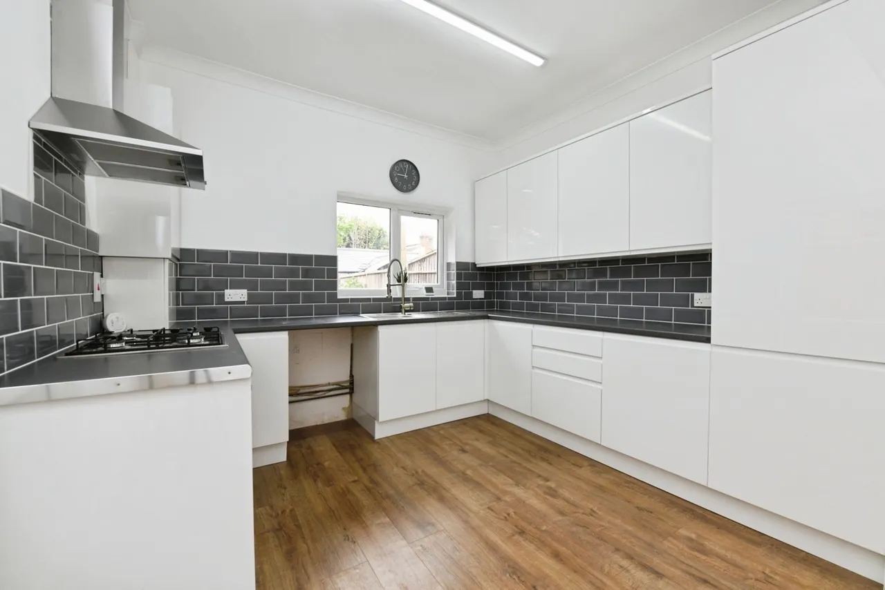 St. Anns Road, Southend-on-Sea, Essex, SS2, photo 13