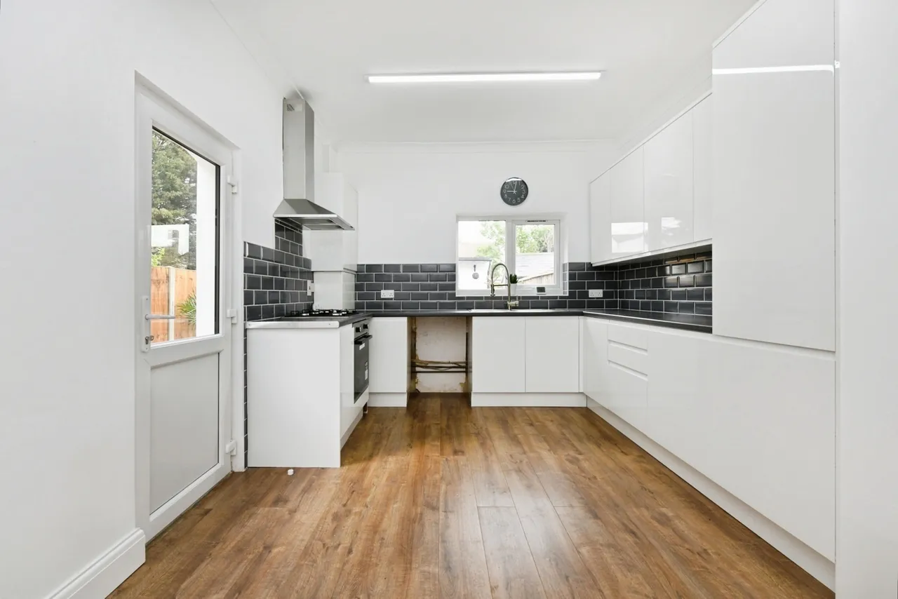 St. Anns Road, Southend-on-Sea, Essex, SS2, photo 15