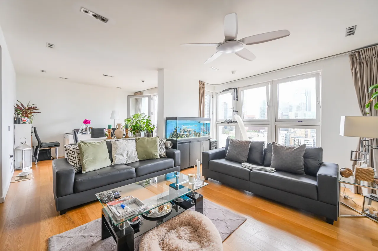 1401 New Providence Wharf, 1 Fairmont Avenue, London, photo 11