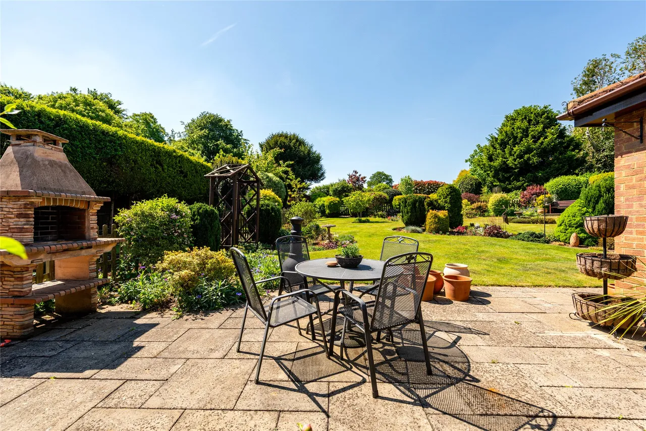 Dallington Road, Dallington, NN5, photo 11