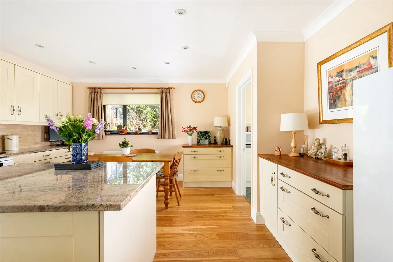 Dallington Road, Dallington, NN5, photo 6
