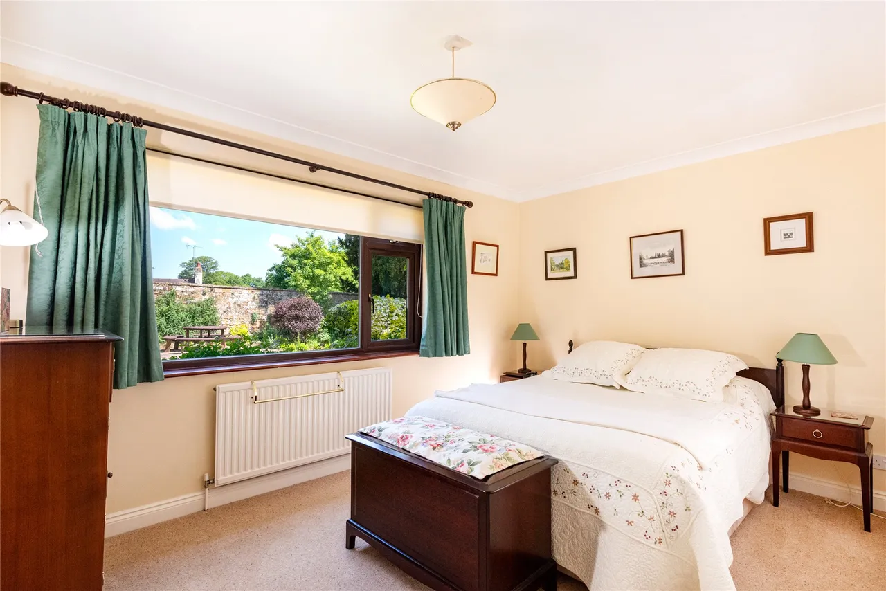 Dallington Road, Dallington, NN5, photo 9