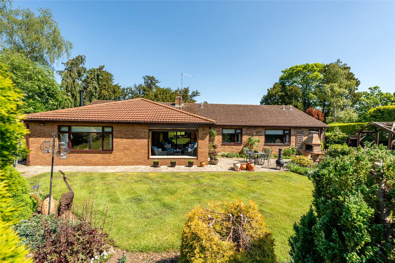 Dallington Road, Dallington, NN5, photo 19