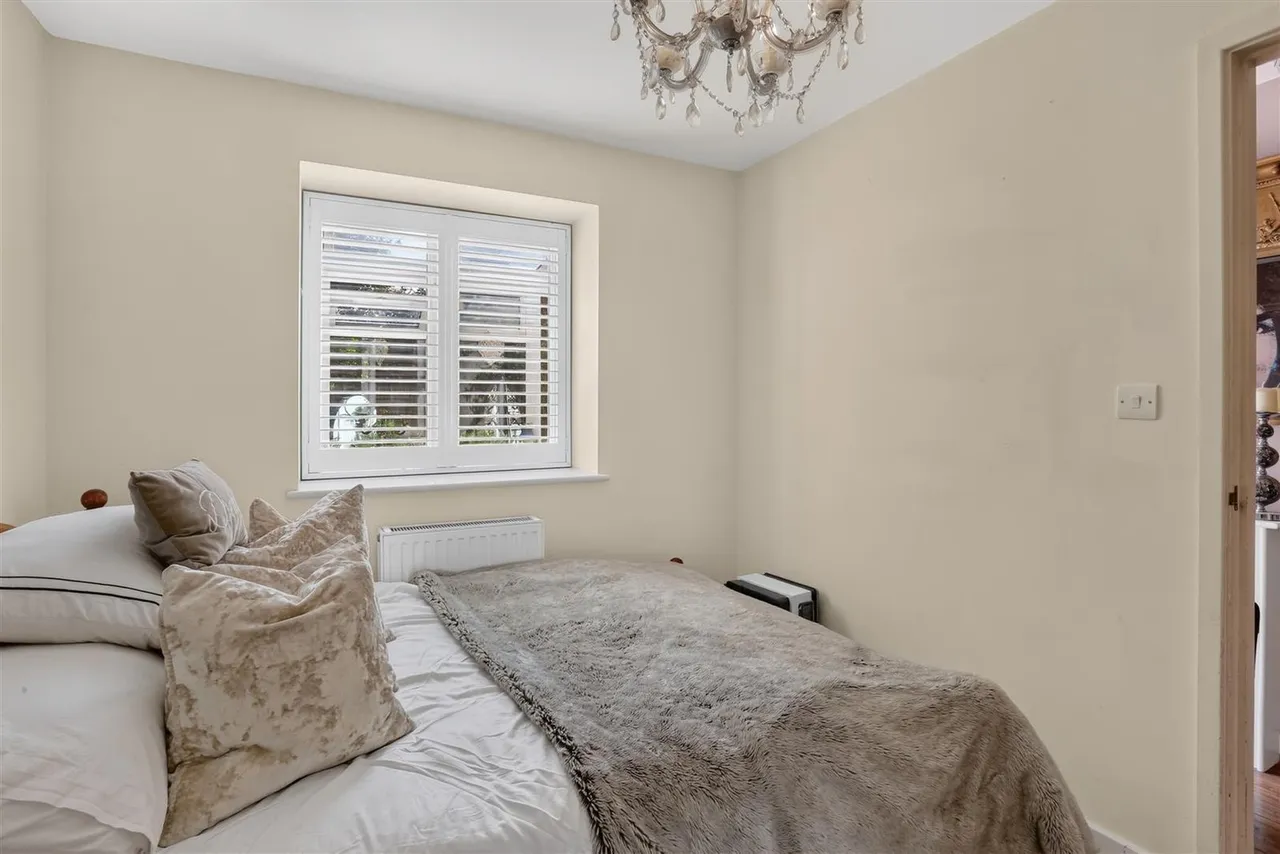 Barn Cottages, Church Road, Wallington, SM6 7NW, photo 15
