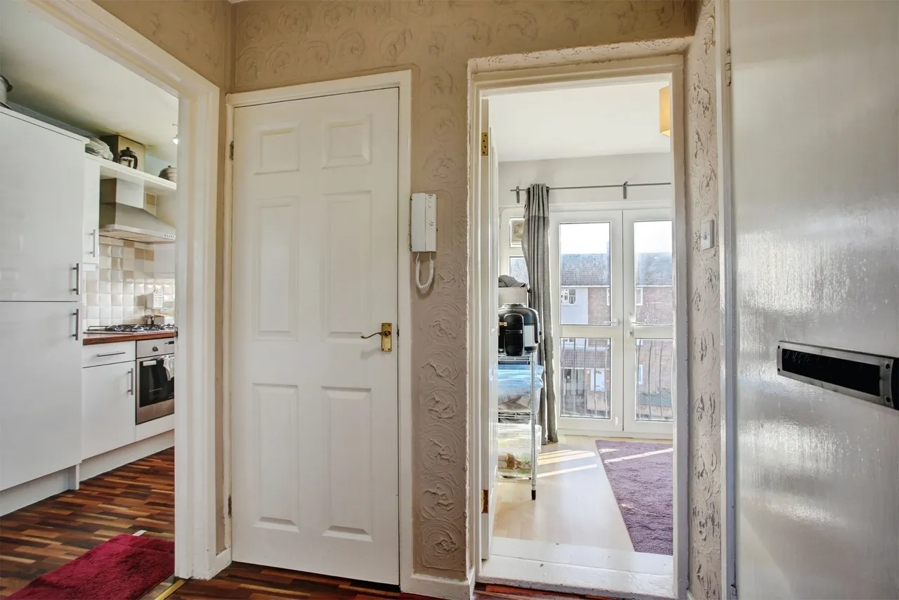 Chesters Avenue, Newcastle upon Tyne, Tyne and Wear, NE12, photo 8