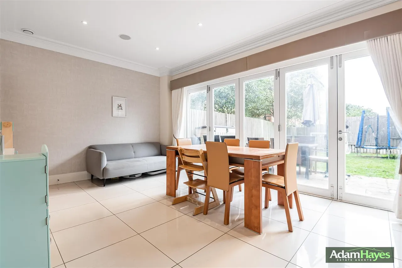 Amberden Avenue, Finchley, N3, photo 6