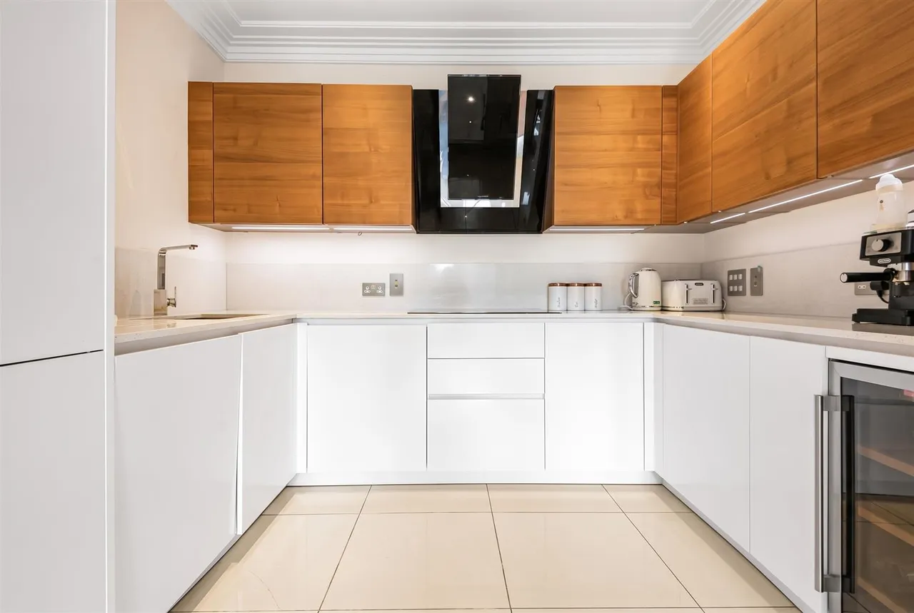 Amberden Avenue, Finchley, N3, photo 19