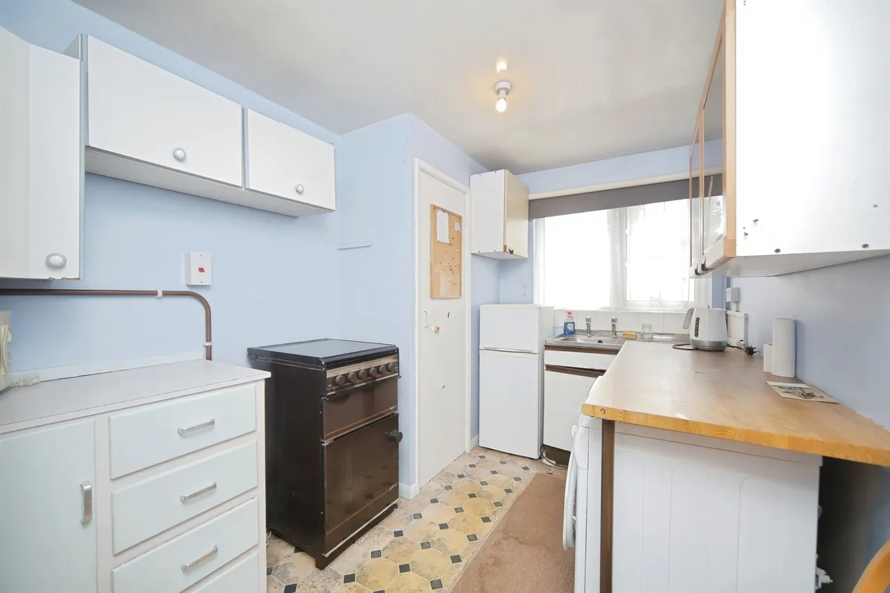 Blackmoor Road, Taunton, photo 6
