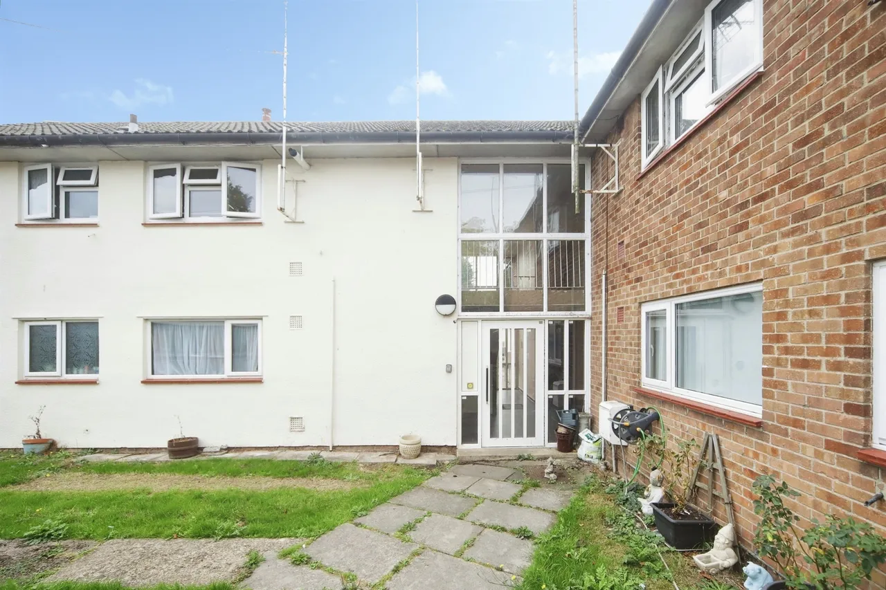 Blackmoor Road, Taunton, photo 11