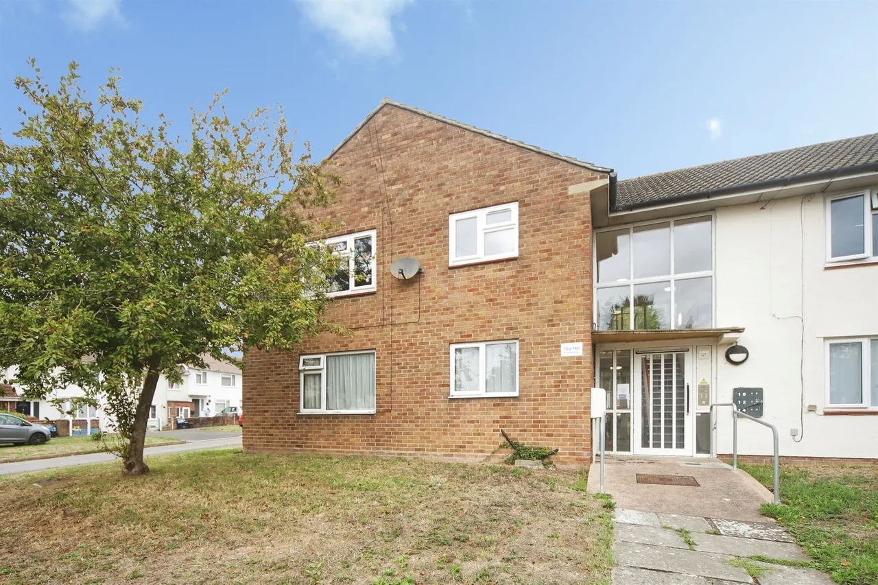Blackmoor Road, Taunton, photo 10