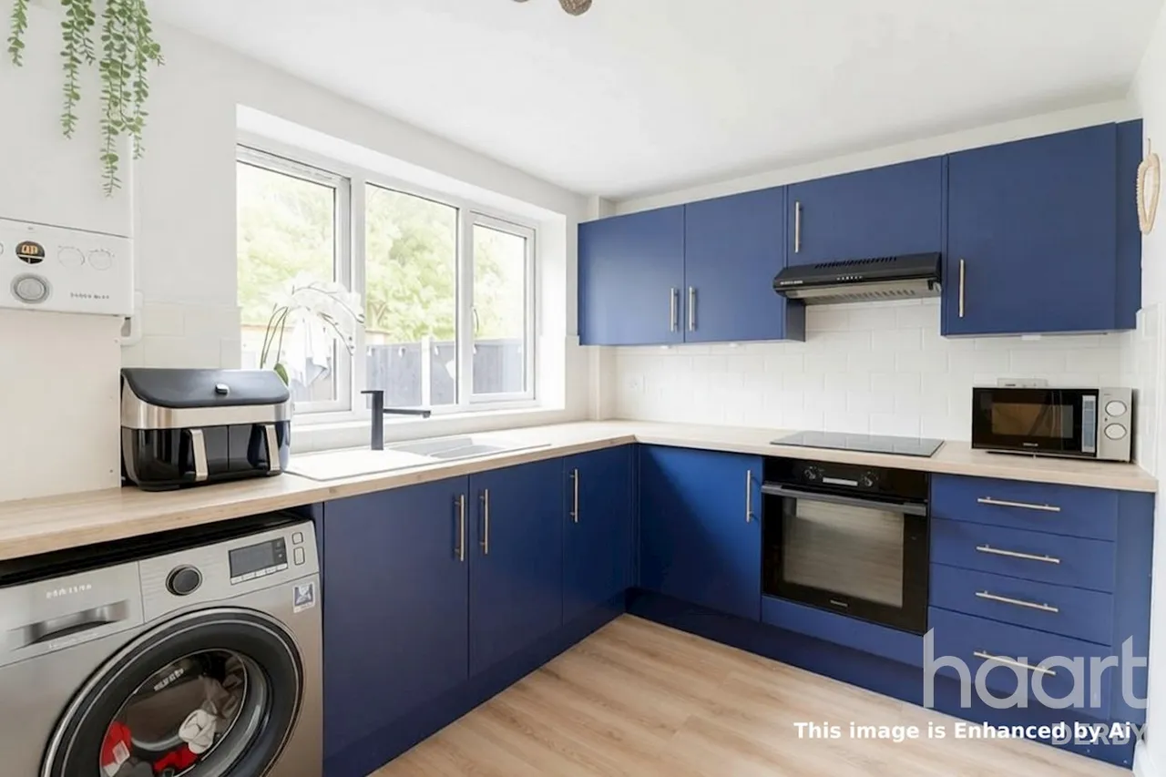Manifold Drive, Alvaston, DE24, photo 5