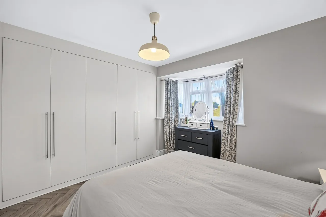 Victory Avenue, Morden, SM4, photo 8
