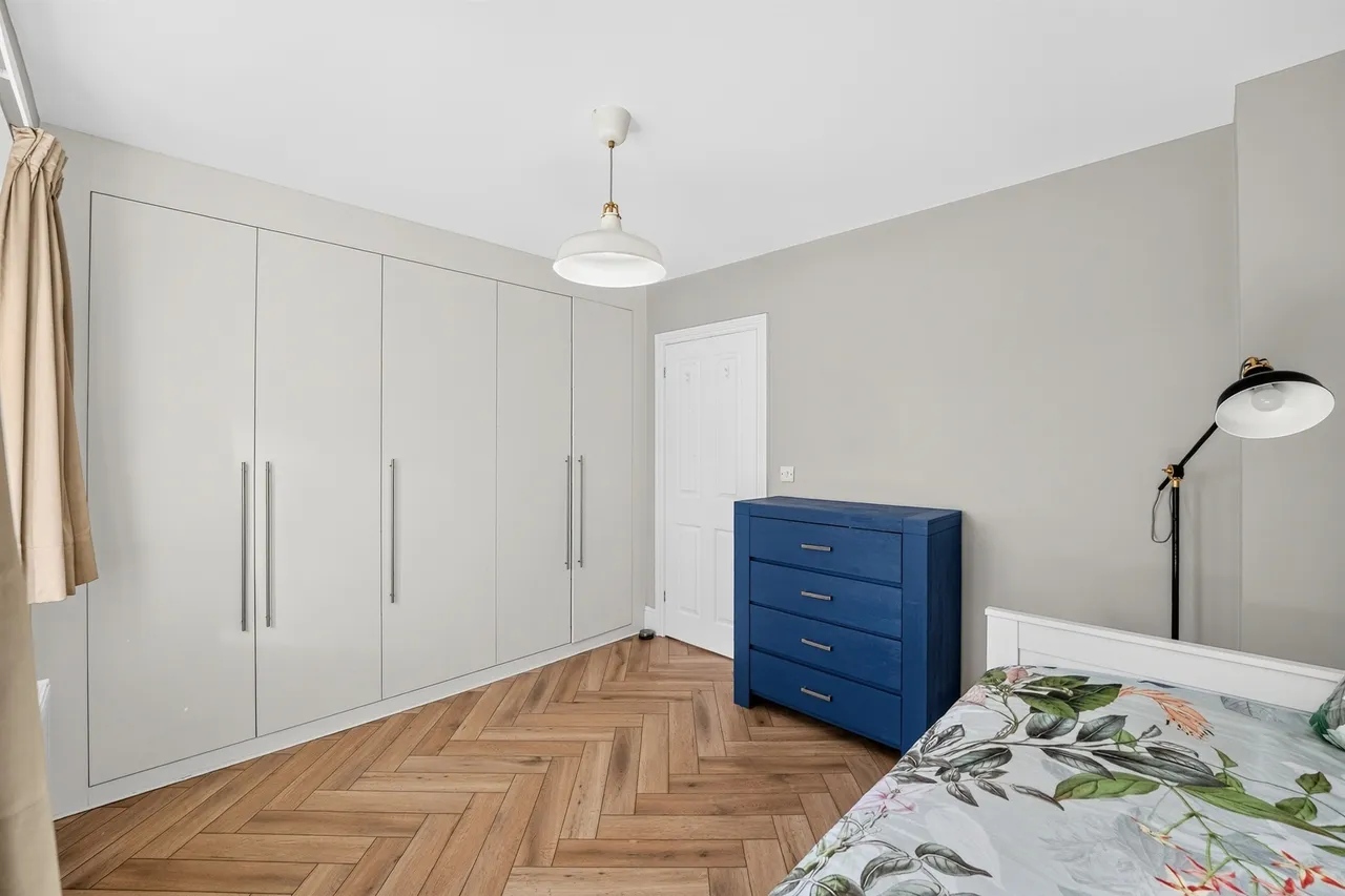 Victory Avenue, Morden, SM4, photo 5