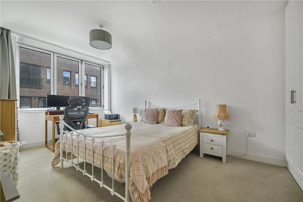 Knoll Rise, Orpington, BR6, photo 4