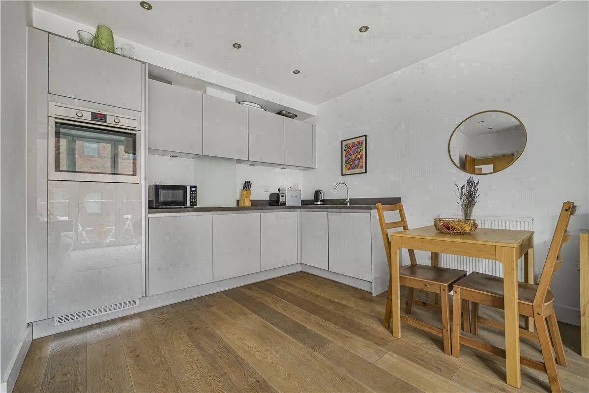 Knoll Rise, Orpington, BR6, photo 8