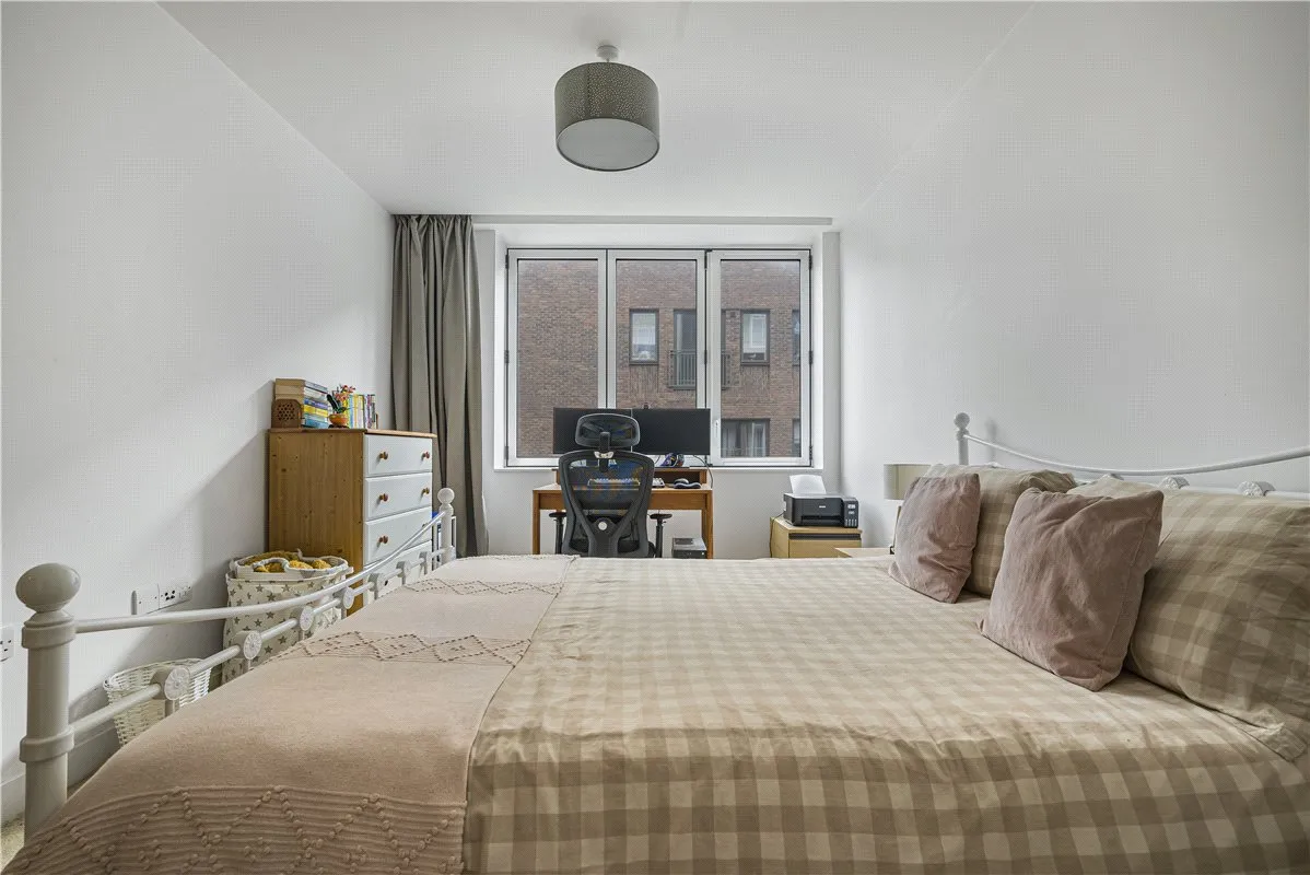 Knoll Rise, Orpington, BR6, photo 17