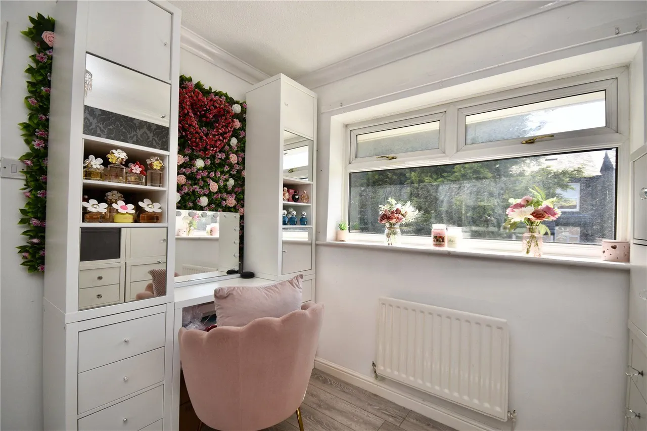 Luzley Brook Road, Royton, OL2, photo 17