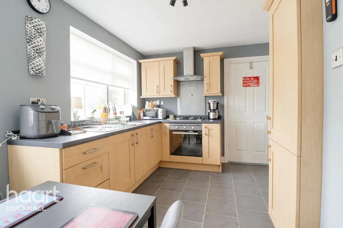 Addison Drive, Nottingham, NG15, photo 4