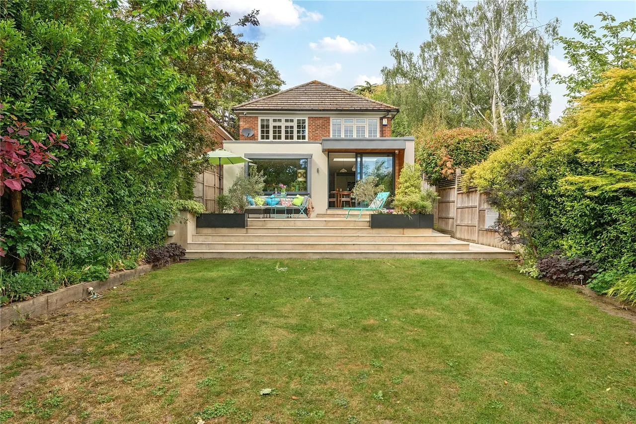 Meadowbank, SE3, photo 10