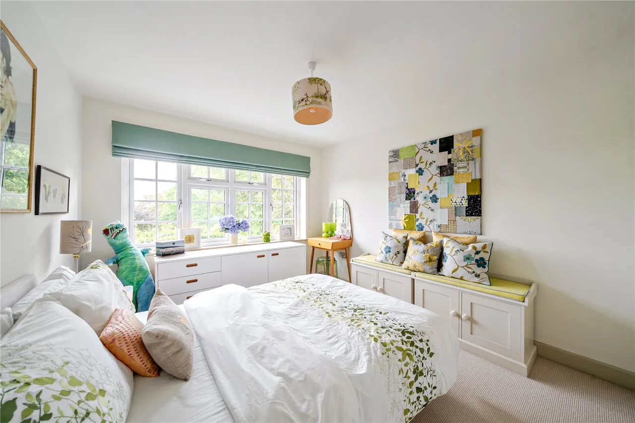 Meadowbank, SE3, photo 21