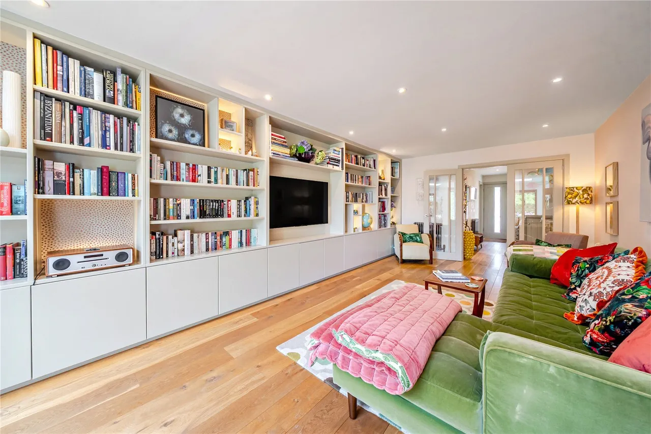 Meadowbank, SE3, photo 4