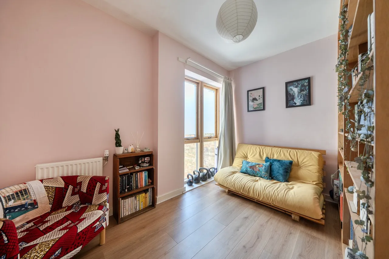 Hamlet Court, London, SE6, photo 3