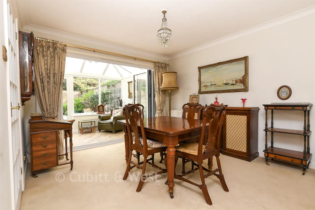 Burnham Drive, Reigate, RH2, photo 6