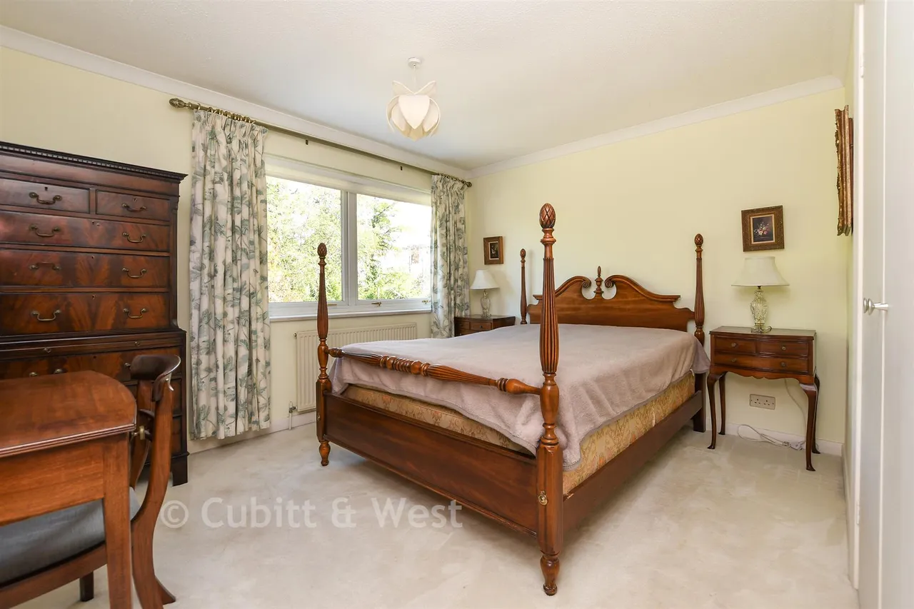 Burnham Drive, Reigate, RH2, photo 8