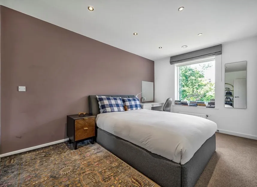 Reservoir Way, Willesden, NW10, photo 6