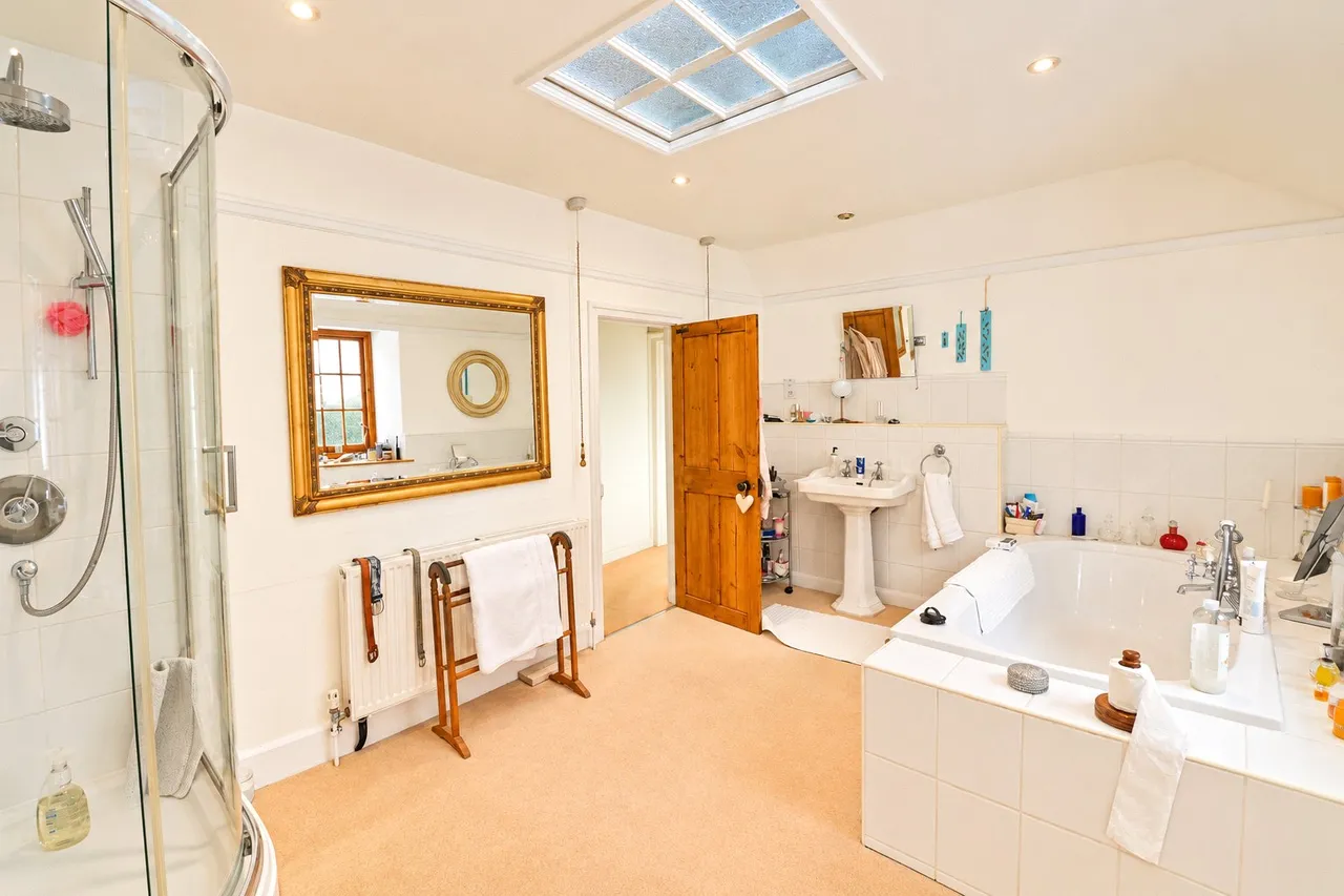 High Street, Wiveliscombe, TA4, photo 28