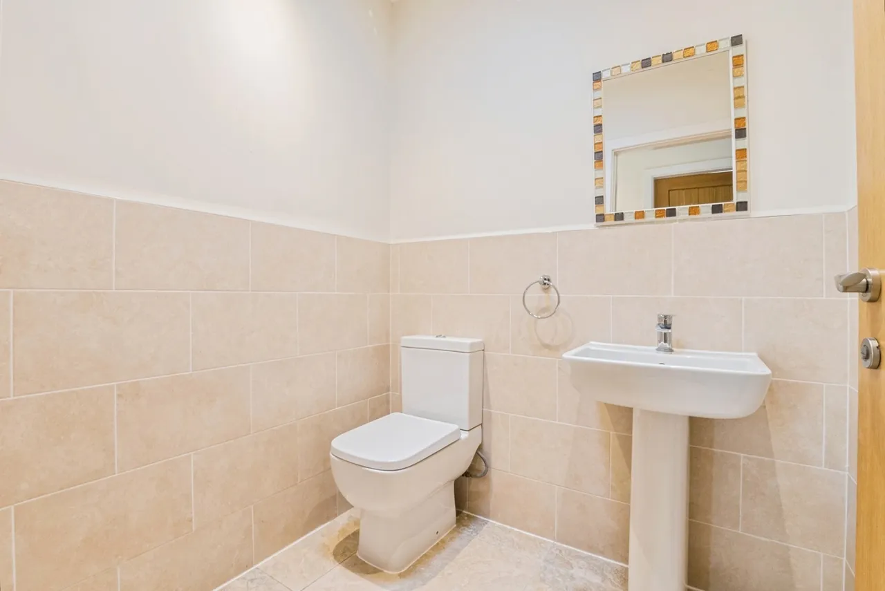 Clifton Drive North, Lytham St. Annes, FY8, photo 19
