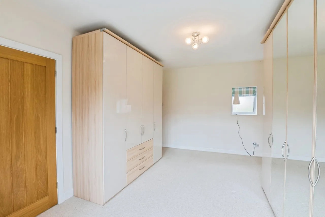 Clifton Drive North, Lytham St. Annes, FY8, photo 10