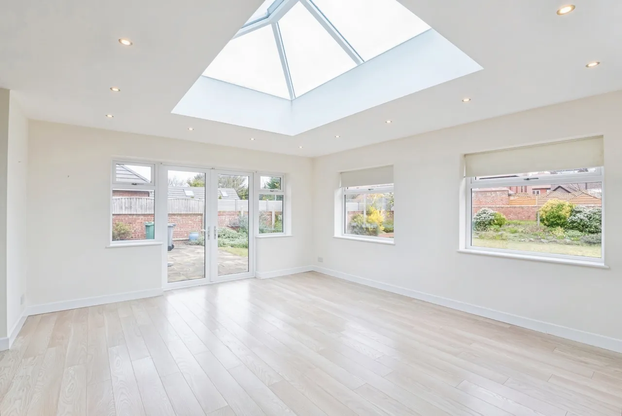 Clifton Drive North, Lytham St. Annes, FY8, photo 16