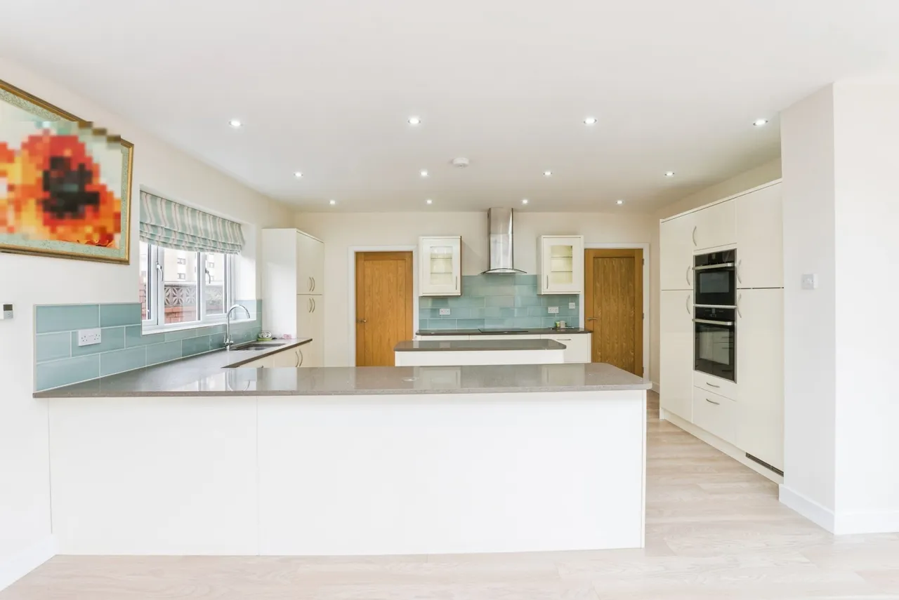 Clifton Drive North, Lytham St. Annes, FY8, photo 14