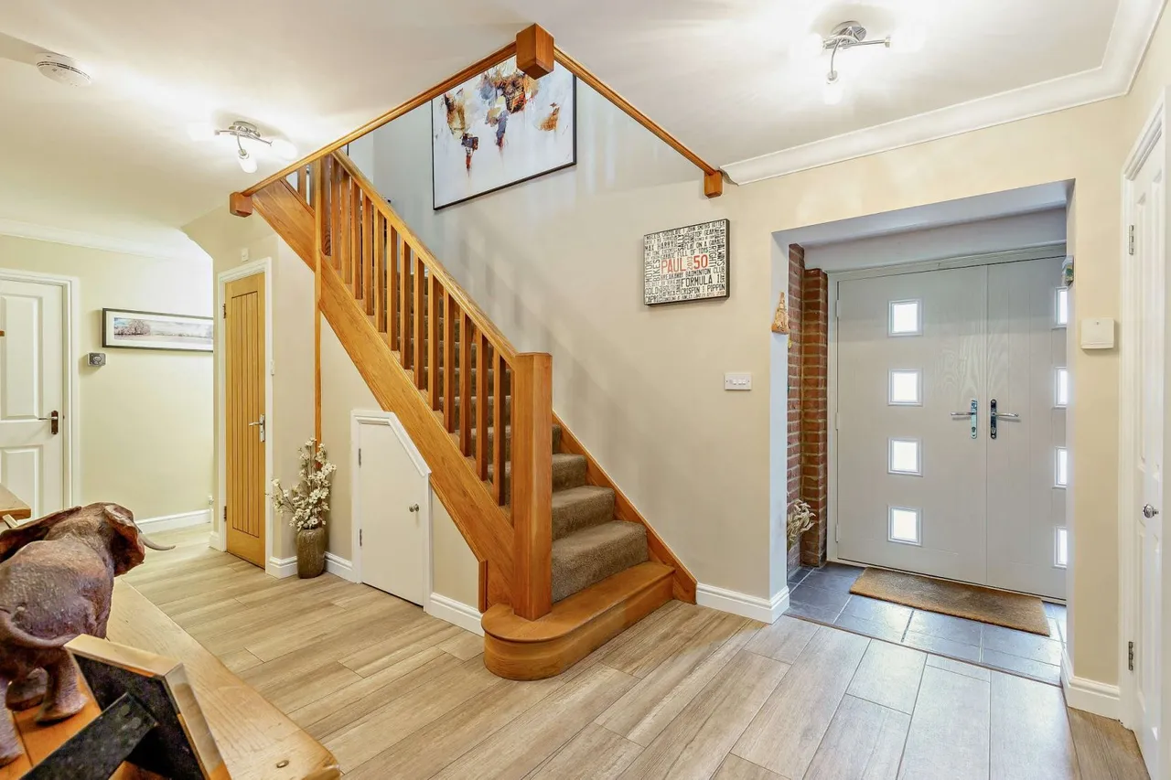 Pines Road, Liphook, GU30, photo 7