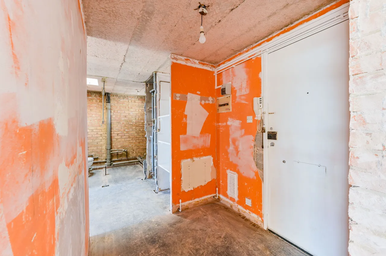 Flat 212, Foundling Court, Brunswick Centre, London, photo 5