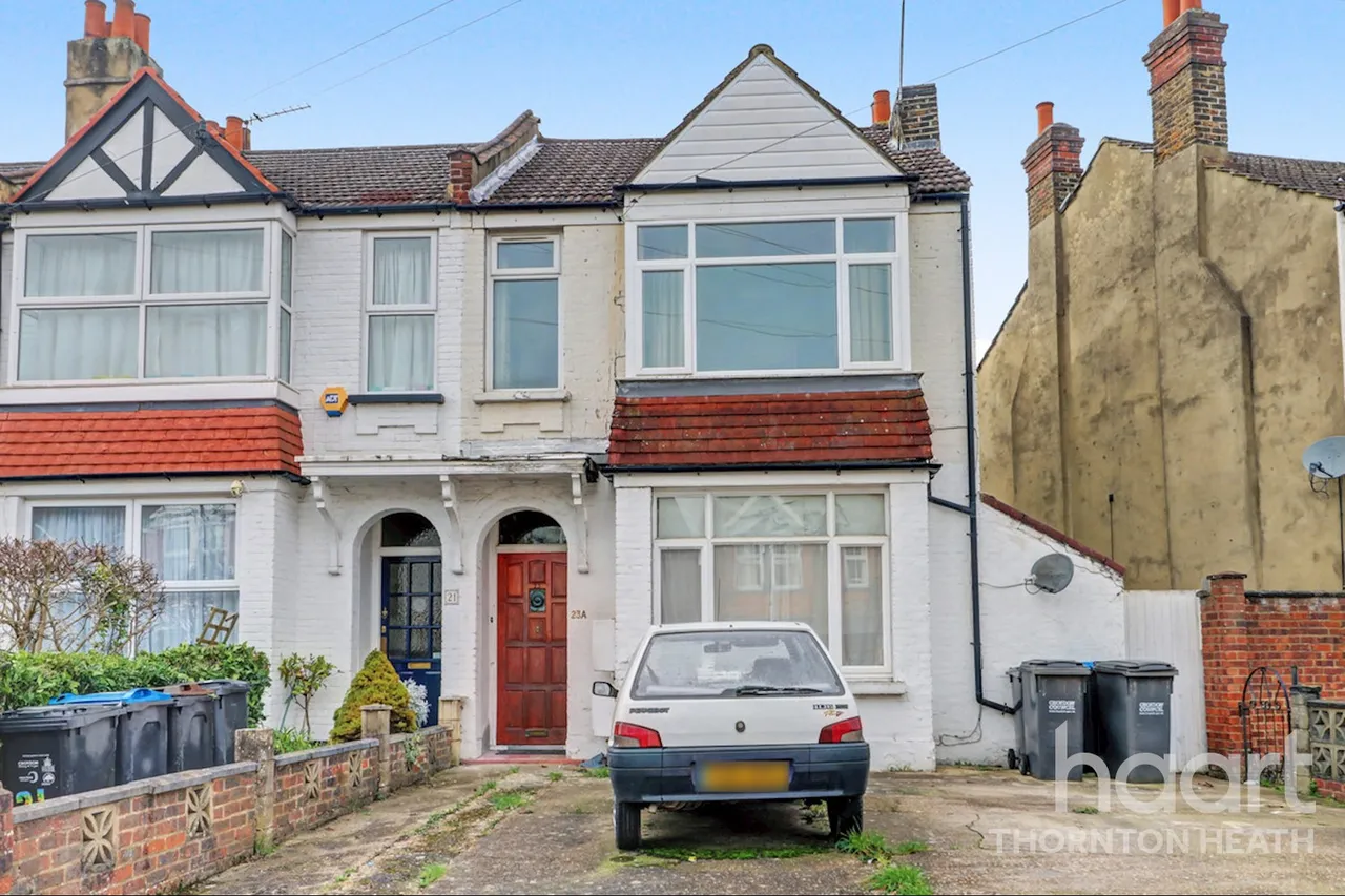 2 bed flat for sale, Lincoln Road, London, SE25