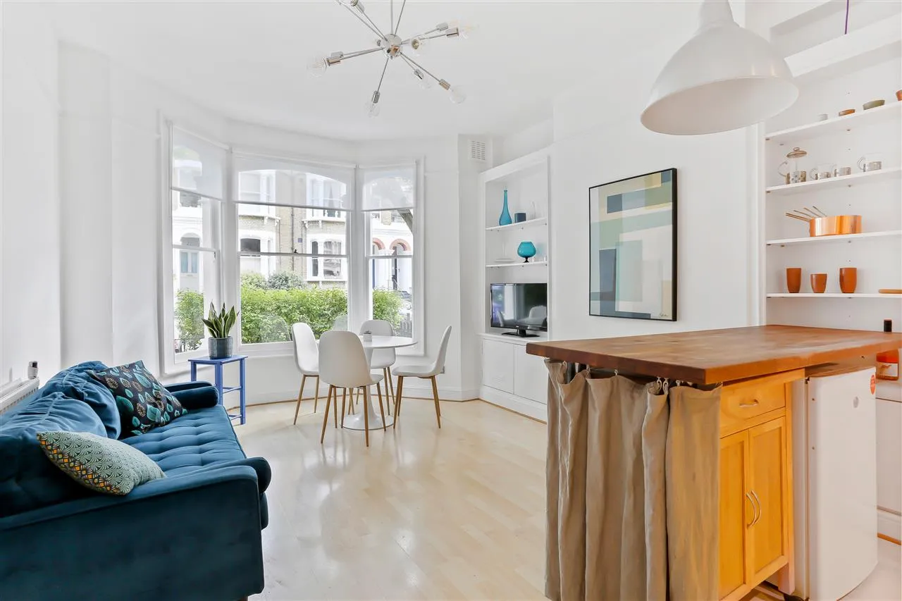 Tabley Road, London, photo 8
