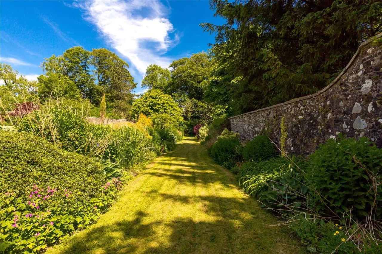 Pitcon House, Dalry, KA24, photo 26
