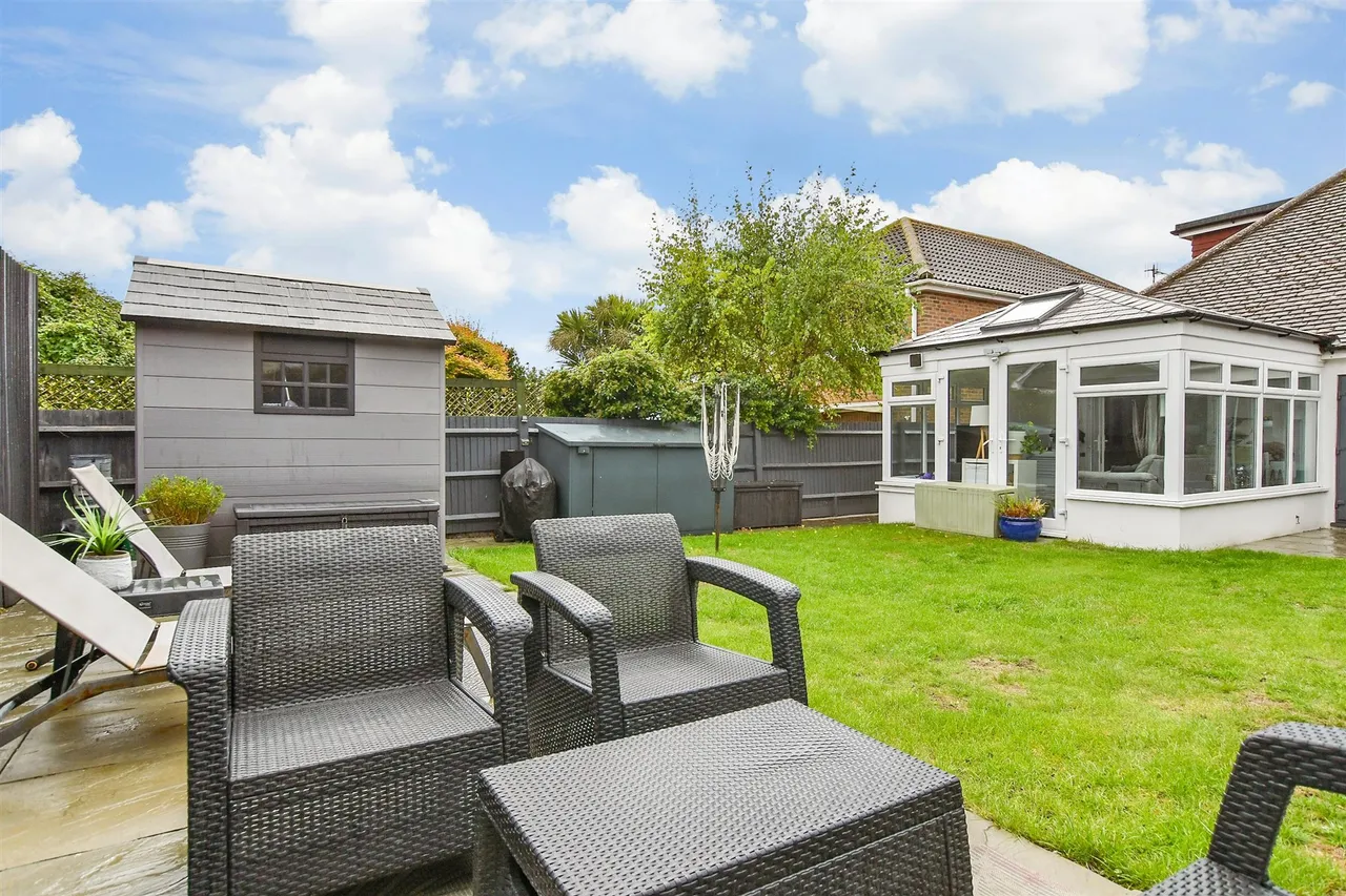 Seaview Road, Woodingdean, BN2, photo 15