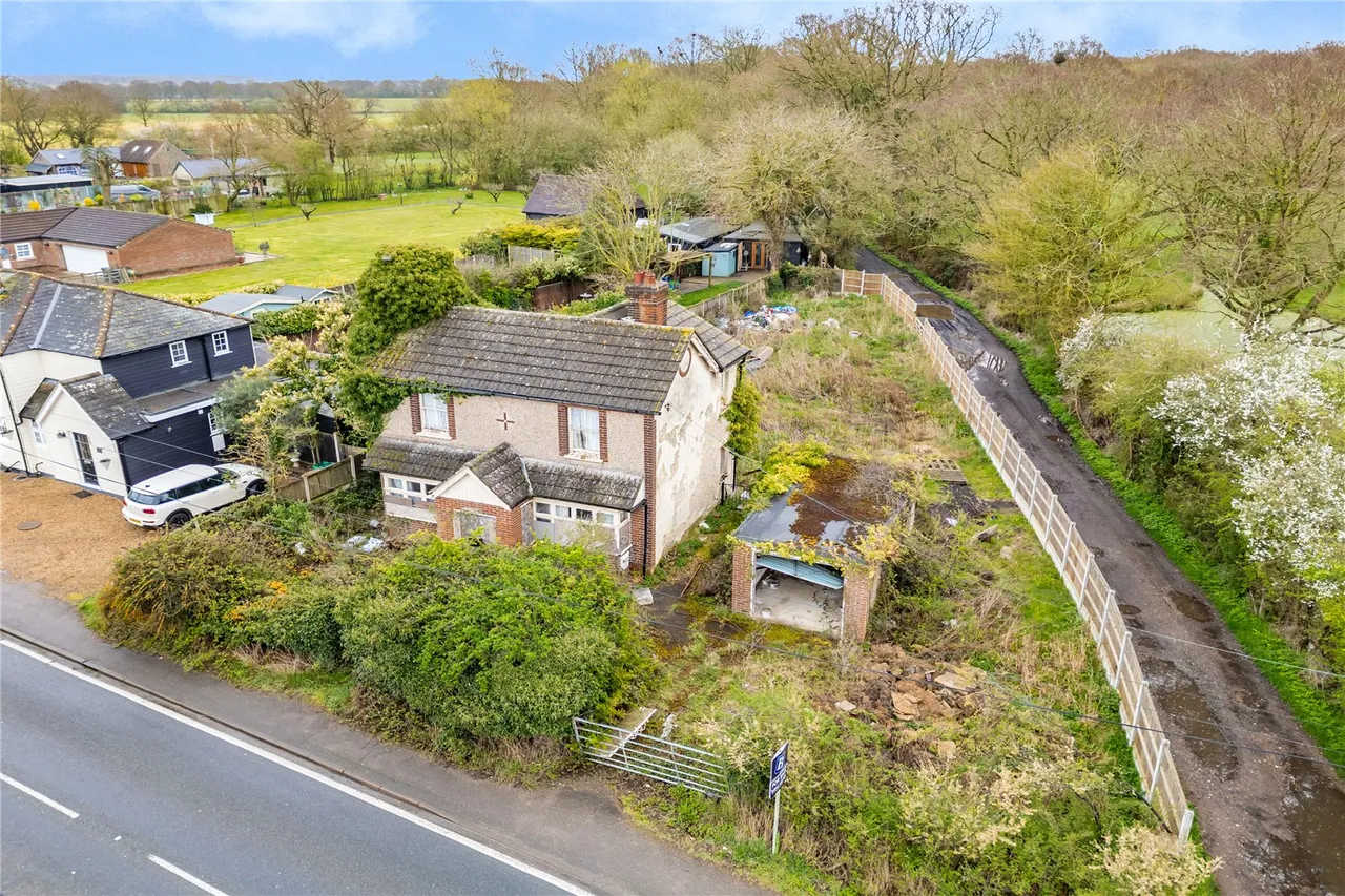 Main Road, Bicknacre, Chelmsford, Essex, CM3, photo 4