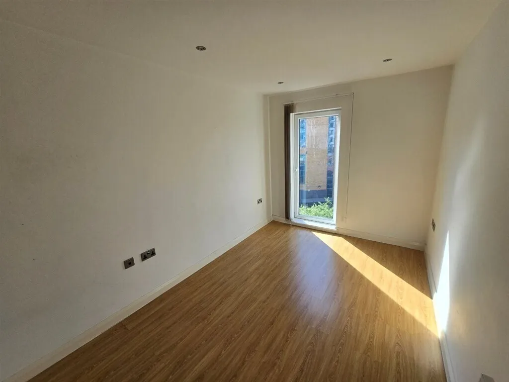 Taylorson Street South, SALFORD, photo 6