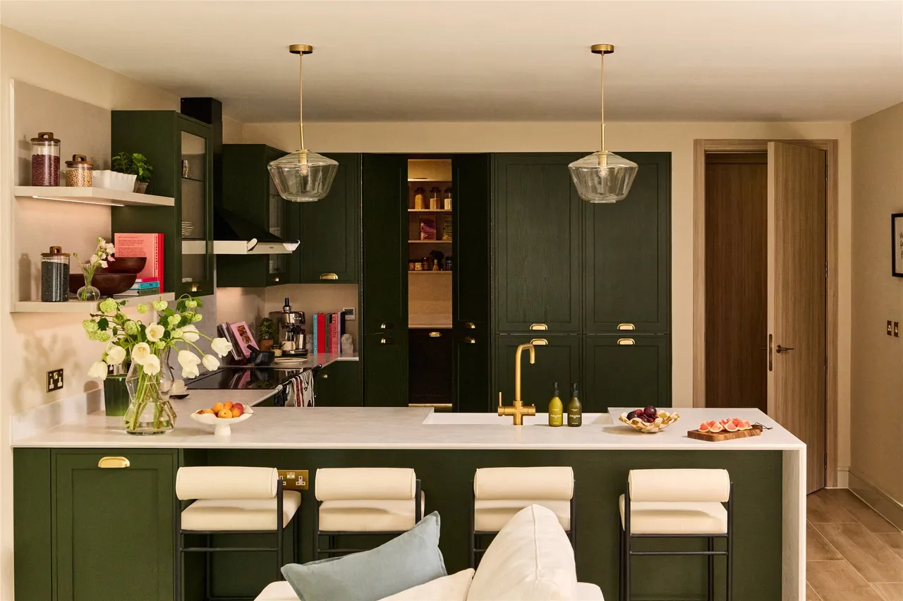 3 bed house for sale — Bicknell Way, London, SW17 0FD