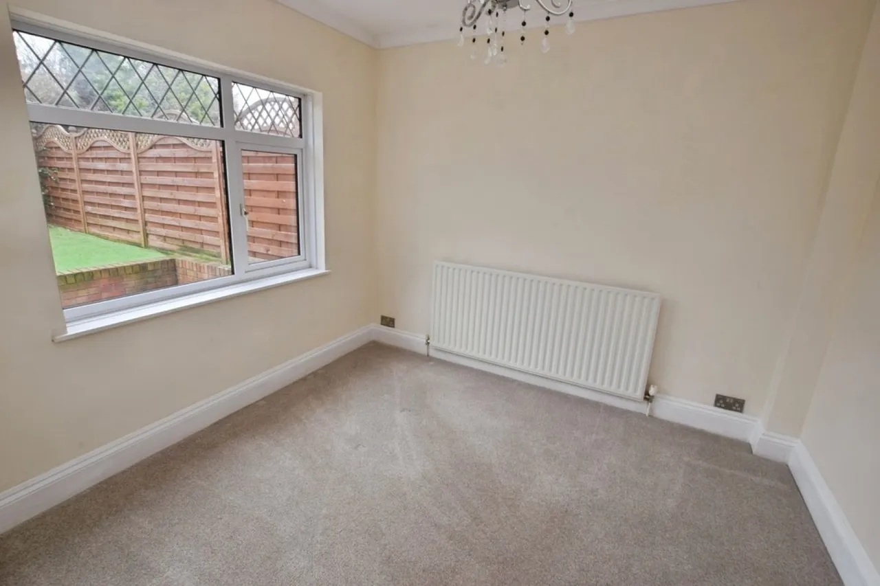 Thackeray Road, photo 4