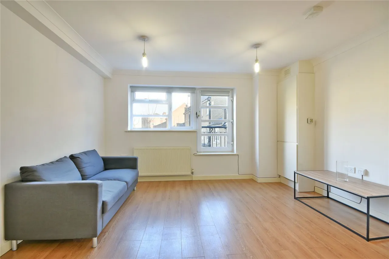 2 bed flat to rent, Vallance Road, Whitechapel, E1