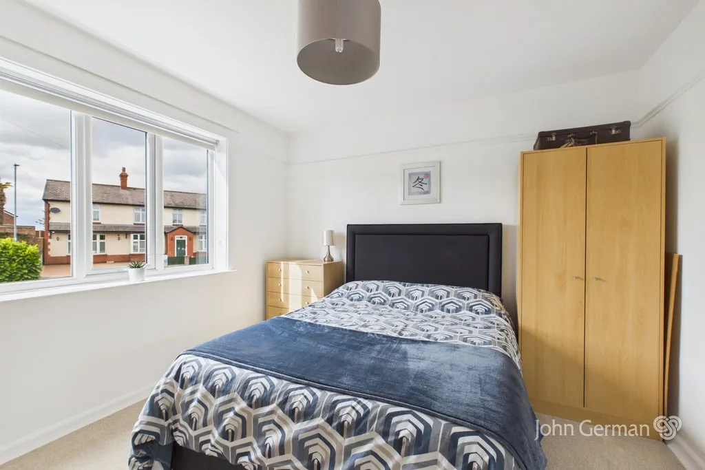 Field Lane, Burton-on-Trent, photo 15