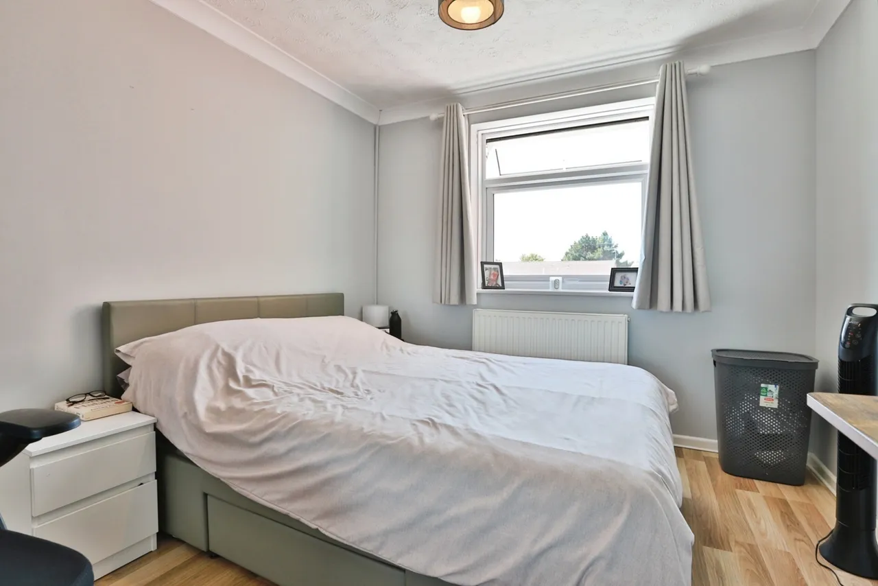 Slepe Crescent, Poole, BH12, photo 12